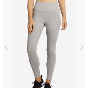 NWT Danskin Heathered Sculpt Legging in Light Grey